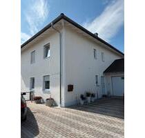 Großzügig 5-Zimmer-Wohnung mit Balkon und Gartenanteil - Hurlach