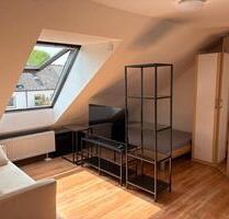 WARMMIETE all incl. Dachgeschoss Apartment MÖBELIERT - Germering