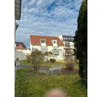 Attraktive 2,5 Zimmer Wohnung mit Balkon & Tiefgaragestellplatz - Weingarten