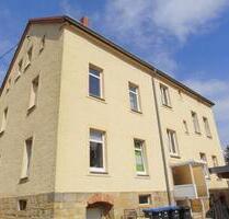 DOHMA: Gemütliche 2-Zimmer-Wohnung mit Laminatboden, separater Küche und Badewanne im Hochparterre - Pirna