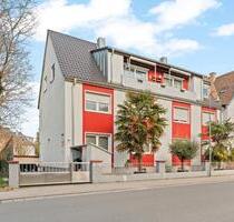 Helle und moderne Dachgeschosswohnung mit Loggia in gepflegtem Mehrfamilienhaus - Ludwigshafen am Rhein Edigheim