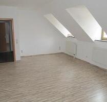 Schöne Dachgeschoss-Wohnung in bester Citylage - Auerbach/Vogtland