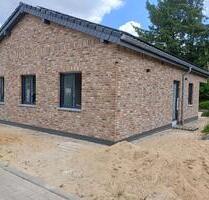 Neubau-Bungalow mit Garage und Garten in Gangelt-Langbroich