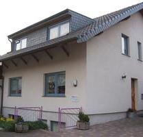 Kohlscheid 3 Zimmer, große Küche 16qm, Diele; Bad mit Badewanne, - Herzogenrath