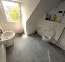 Helle 2-Zimmer-Wohnung in Bahnhofsnähe zu vermieten! - Krefeld