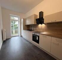 Neu & stilvoll! Tolle 3-Raum-Wohnung mit modernem Wannenbad, Balkon & Einbauküche - Leipzig Altwest