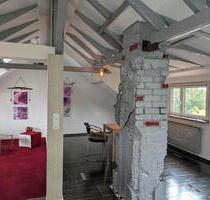 Kreative Dachgeschosswohnung, Loft-style, 1140€ mo. pauschal - Bad Homburg vor der Höhe Gonzenheim