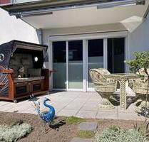 Exklusive EG-Wohnung mit 2 TG-Stellplätzen, EBK & Aufzug – Nähe Kurpark & Ostsee - Bad Schwartau