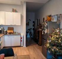 Zum 15.08: Schöne 2-Zi.-Whg. mit Balkon & Stellplatz - Leipzig Nord