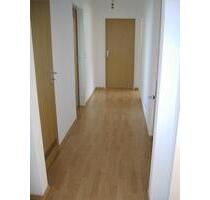 Helle, gepflegte 3-Zimmer-Mietwohnung mit Balkon zu vermieten - Lichtenfels