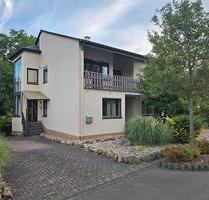 4Zimmer-Wohnung mit Wasserblick, zwei Balkonen und eigenem Garten - Idar-Oberstein