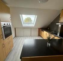2 Zimmer Dachgeschoss Wohnung - 550,00 EUR Kaltmiete, in Hülben (PLZ: 72584)