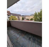 Top Lage: 1-Zimmer Apartment 30m2 mit großem Balkon (Okt - Feb) - München Au-Haidhausen