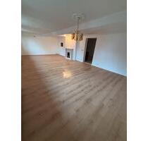 3 Raum Wohnung - 800,00 EUR Kaltmiete, ca.  120,00 m² in Seeland (PLZ: 06467) Hoym