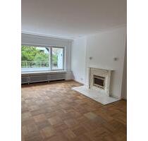 Sanierte Wohnung im Zooviertel - 2.350,00 EUR Kaltmiete, ca.  120,00 m² in Düsseldorf (PLZ: 40237) Stadtbezirk 2