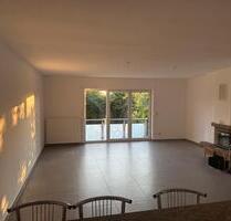 Modernisiertes Reihenhaus mit Taunusblick in 60435 zu vermieten - Frankfurt am Main Nord-Ost