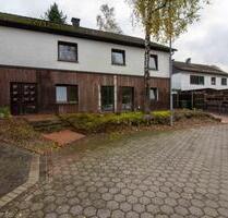 Ein- bis Zweifamilienhaus mit 6 Zimmern in Herscheid