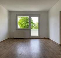 3-Raum-Wohnung mit Balkon im Erdgeschoss - Oschersleben (Bode)