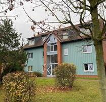 Helle 2-Raum-Wohnung mit Einbauküche und ausgebautem Dachboden - Lambrechtshagen