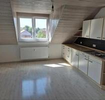 Helle 4 Zimmer Wohnung mit Einbauküche und Garten - Wörth an der Donau
