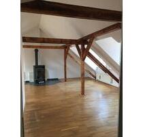 Über den Dächern der Stadt - 1.050,00 EUR Kaltmiete, in Erfurt (PLZ: 99094) Hochheim