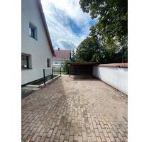 Haus mit 2,5 Zimmern, Wintergarten und Garten zu vermieten - Augsburg Oberhausen