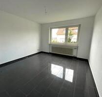 Schöne moderne 3 Zimmerwohnung - 950,00 EUR Kaltmiete, ca.  80,00 m² in Pohlheim (PLZ: 35415)