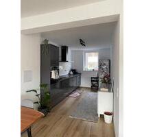 Helle, renovierte 2-Zi.-Wohnung mit großem Balkon und Weitblick! - Wuppertal Barmen