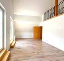 +++Tolle Maisonettewohnung mit Galleriezimmer und Balkon+++ - Burg
