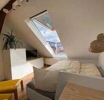 Zentrumsnahes, möbliertes Dachgeschossapartment, befristet - Jena