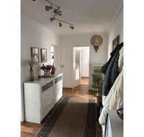 2,5 Zi. Wohnung mit Balkon - 880,00 EUR Kaltmiete, ca.  63,00 m² in Nürnberg (PLZ: 90478) Gleißhammer