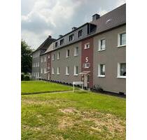 Erdgeschosswohnung mit Duschbad und Laminat - Bochum Bochum-Nord