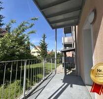 In Renovierung I sonniger Balkon I Bad mit Eckbadewanne I neue Einbauküche - Dresden Cotta