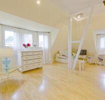 Excl.Loftartige DGWohnung in Jugendstilvilla in Parkgrundst - Stuttgart Feuerbach
