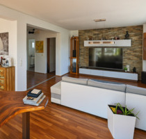 Traumhafte 6-Zimmer-Wohnung mit Balkon & EBK in 86707 Westendorf