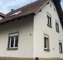 Haus zur Miete (Einzug 01.07) - 1.400,00 EUR Kaltmiete, ca.  130,00 m² in Friesenheim (PLZ: 77948)