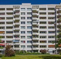 Schöne Wohnung: weitläufige 3-Zimmer-Wohnung mit Balkon! - Dresden Prohlis