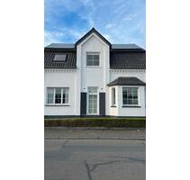 Frisch renoviertes, freistehendes Einfamilienhaus - Kleve