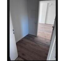 2-Zimmer Wohnung im DG + TG-Stellplatz - Frickenhausen