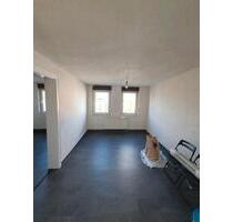 Renovierte 2-Zimmerwohnung Altbauwohnung Fürth zu vermieten.