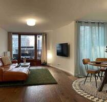 Großzügige Wohnung mit Sonnenbalkon nahe des Tempelhofer Feldes - Berlin Tempelhof-Schöneberg