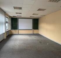 277 m² Büro‑ & Schulungsetage (1. OG) mit Empfang | Quartier Felsacker - Schwalbach
