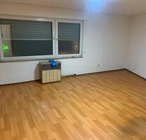 Drei Zimmerwohnung, Mühlacker - 900,00 EUR Kaltmiete, in Bretten (PLZ: 75015)