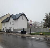 Kernsaniertes Einfamilienhaus in 04668 Klinga 220 qm Wohnfläche - Grimma