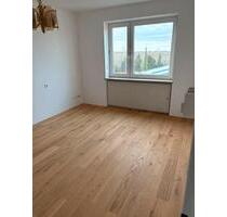 3-Zimmerwohnung plus Wohnküche - 420.000,00 EUR Kaufpreis, ca.  80,00 m² in Germering (PLZ: 82110)