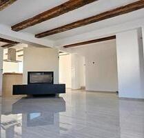 Modern sanierte 3,5-Zimmer-Wohnung mit Terrasse, Garten und Kamin - Attenweiler