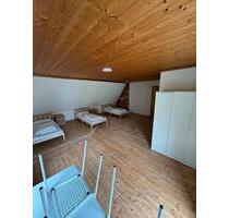 1 Zimmer mit eigenem Bad und Wc, mit Gemeinschaftsküche in Burgau - Günzburg