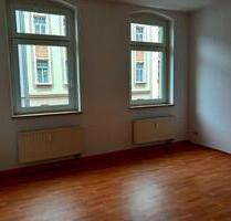 Helle, familienfreundliche 4-Raum-Wohnung im 1. Obergeschoss - Oelsnitz (Vogtland)