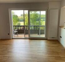 Großzügige 4-Zimmer-Wohnung mit Balkon in Hettstadt