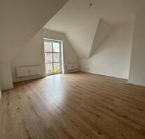 Charmante 3 Zimmer Dachgeschosswohnung - Heide